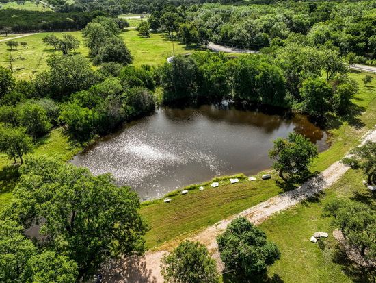 6928 County Road 252, Bertram, TX 78605