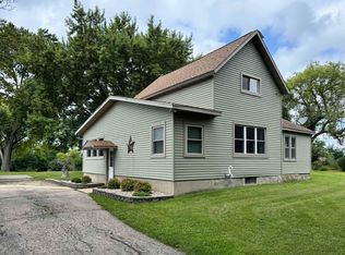 N5889 S Crystal Lake Rd, Beaver Dam, WI 53916