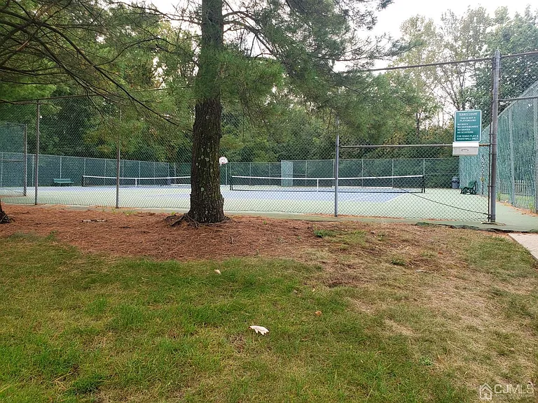 5132 Beech Ct — Photo 25