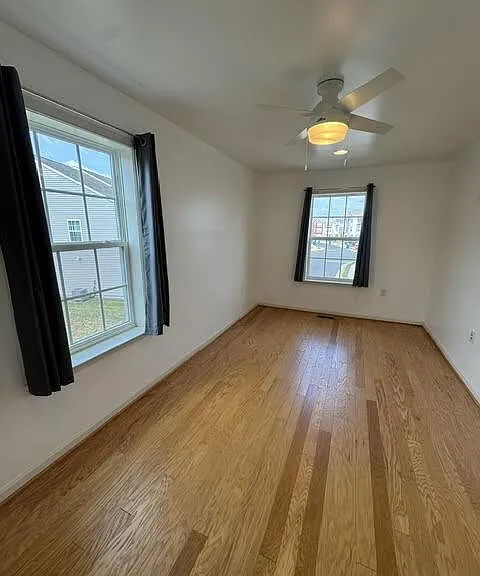 110 Copeley Cir — Photo 16
