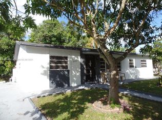 2465 NW 176th Ter, Miami Gardens, FL 33056