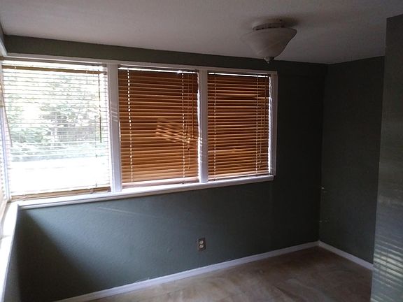 5th image of 1006 E Louisiana Ave