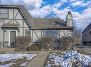 7030 N Fisk Ct, Kansas City, MO 64151
