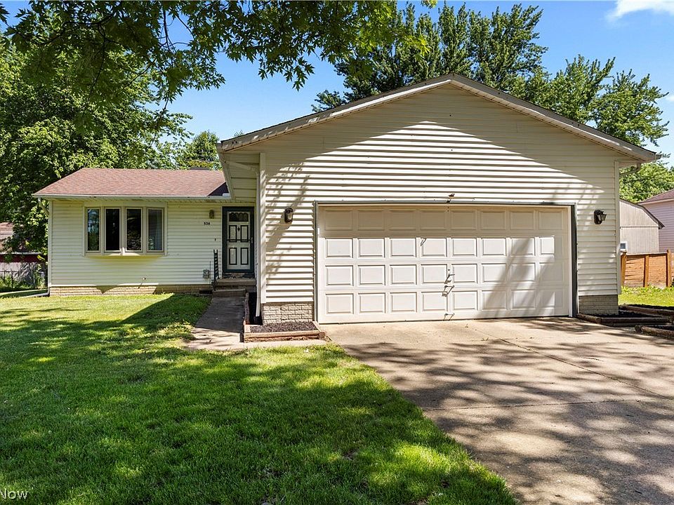 1st image of 536 Fieldstone Dr