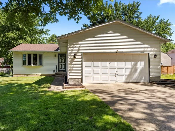 536 Fieldstone Dr, Amherst, OH 44001