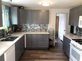 883 Elizabeth St, Eugene, OR 97402