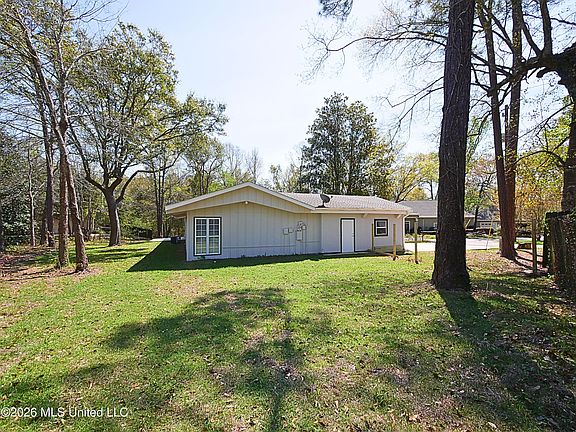 5th image of 8820 Manoo Pl