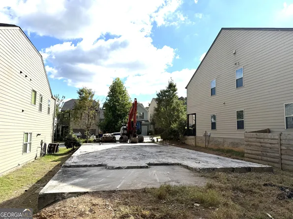 4215 May Apple Ln, Atlanta, GA 30349
