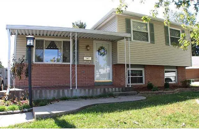 5135 Tuxworth Ct photo 1