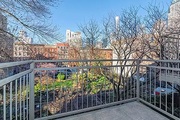 Rented by REAL New York | media 7