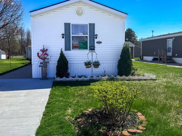 167 Maple Ct, Muskegon, MI 49445