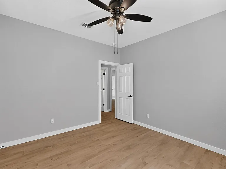 720 Cliffmoor Dr — Photo 24