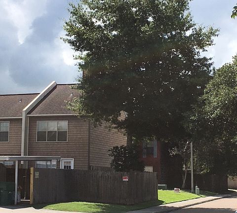2nd image of 203 Long Plantation Blvd APT A
