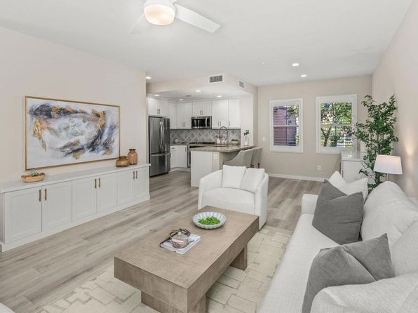 17023 Calle Trevino Unit 2, San Diego, CA 92127