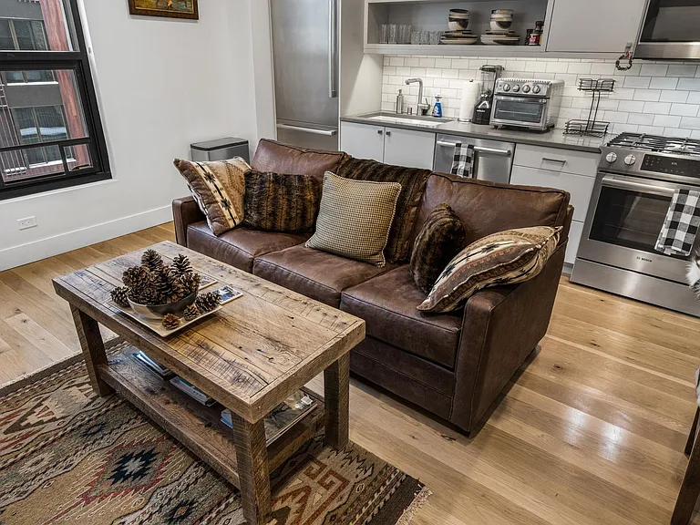 5 W Mendenhall St #309 — Photo 17