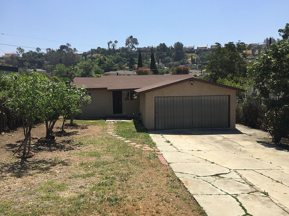 1st image of 1158 Knoll Dr