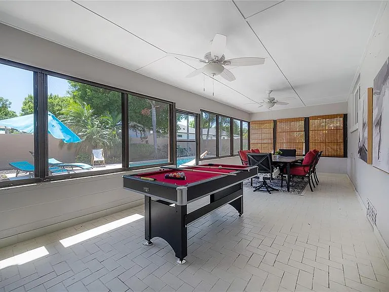 2916 W Collins St — Photo 18