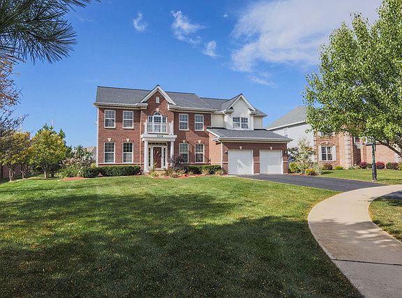 2nd image of 3019 Bluestem Ct