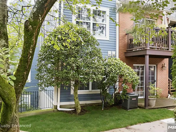 350 Cambridge Drive, Ramsey, NJ 07446
