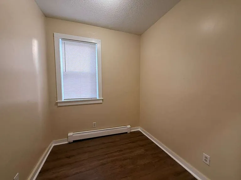 59 Derby Ave #2L — Photo 4