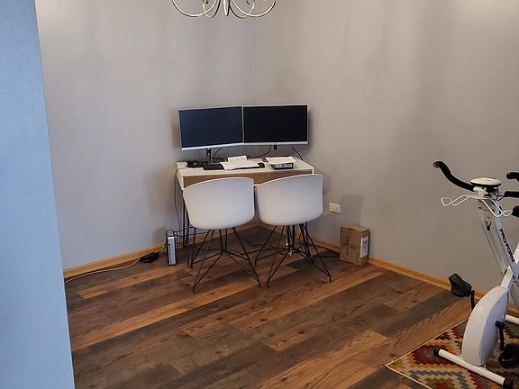3rd image of 1427 Silverstone Dr Unit 1427