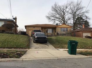 5743 Windsorhill Dr, Cincinnati, OH 45238