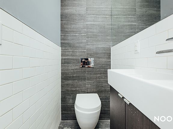 5th image of 368 Throop Ave #3R