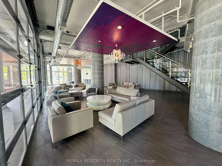 150 E Liberty St #407 — Photo 22