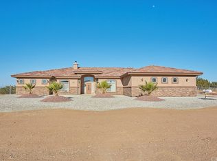 8615 Barker Rd, Oak Hills, CA 92344