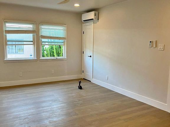 5th image of 4678 Cherokee Ave APT B