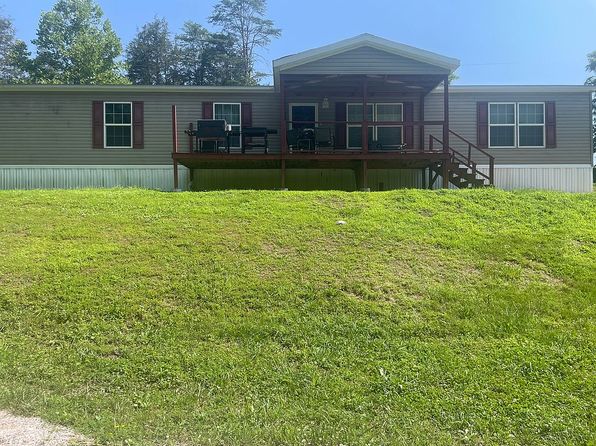 239 Hickory Ln
