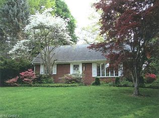 3916 Greenfield Rd, Uniontown, OH 44685