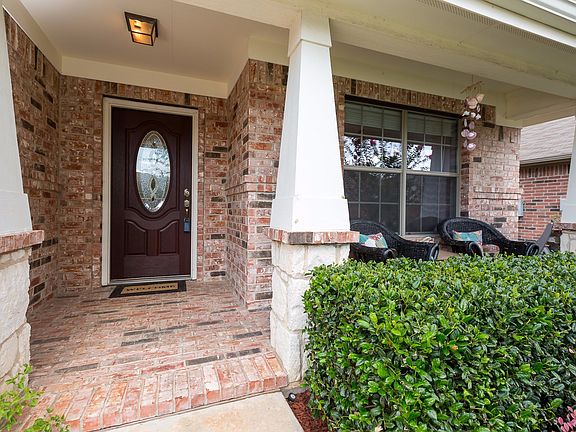 5th image of 8912 Silent Brook Ln
