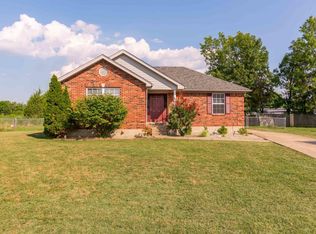 223 Joshua Ct, Shepherdsville, KY 40165
