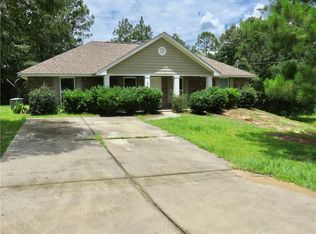 1070 Timber Creek Dr S, Axis, AL 36505