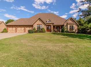 1401 W Blakey St, Springfield, MO 65810