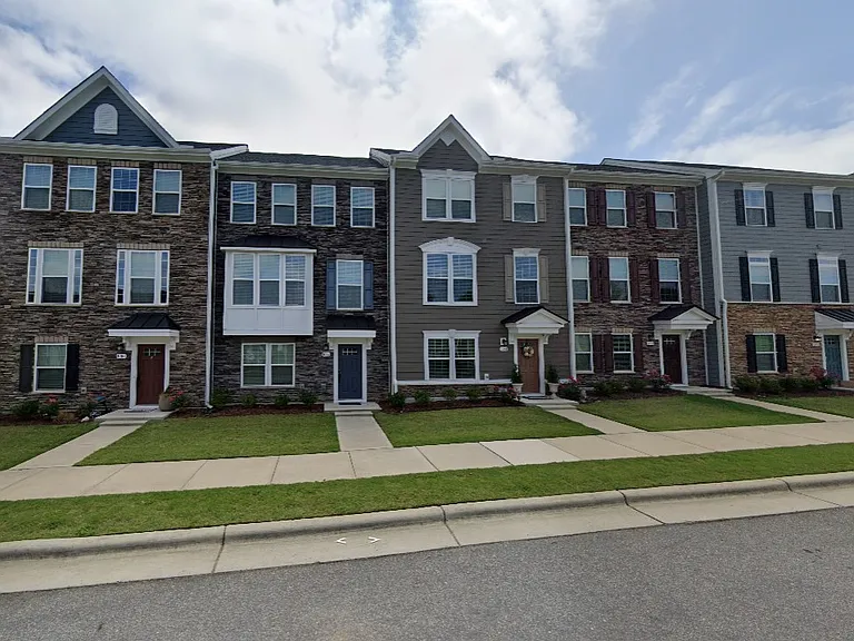 1087 Branch Line Ln — Photo 2