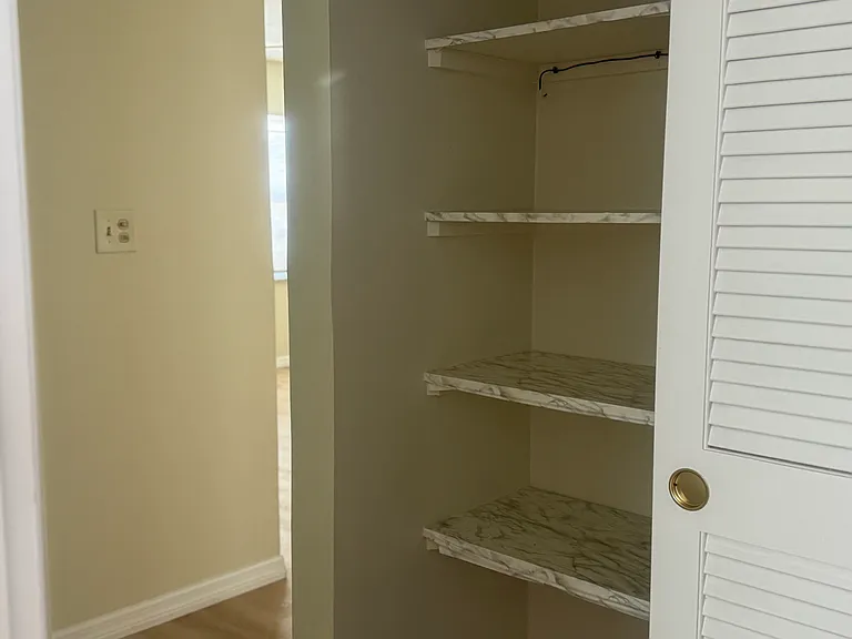 4158 Tamiami Trl — Photo 20