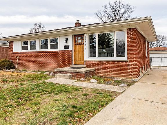 3rd image of 34536 Melton St