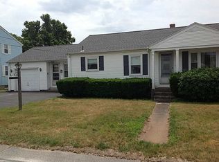 11 Greenfield Rd, Cumberland, RI 02864