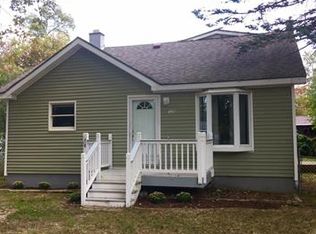 120 N Conklin Dr, Lake Orion, MI 48362