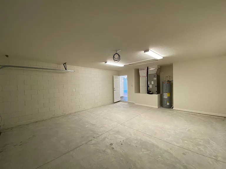 8190 N Wakefield Dr — Photo 35
