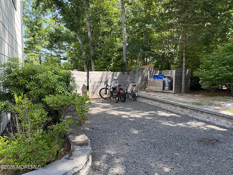 25 Highland Dr — Photo 3