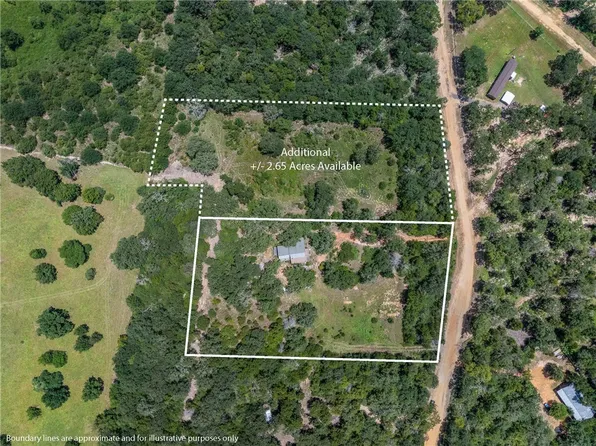 13 Cedar Creek Rd, Caldwell, TX 77836
