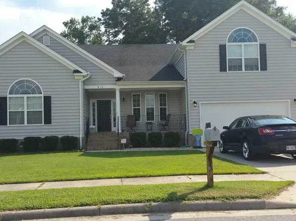 816 Dawson Cir, Chesapeake, VA 23322