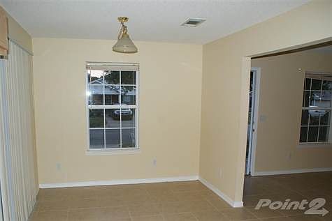 4th image of 1108 Hayden Ct