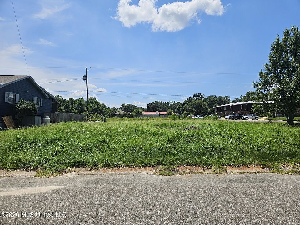 2nd image of Wen Mar Ave Lot 8