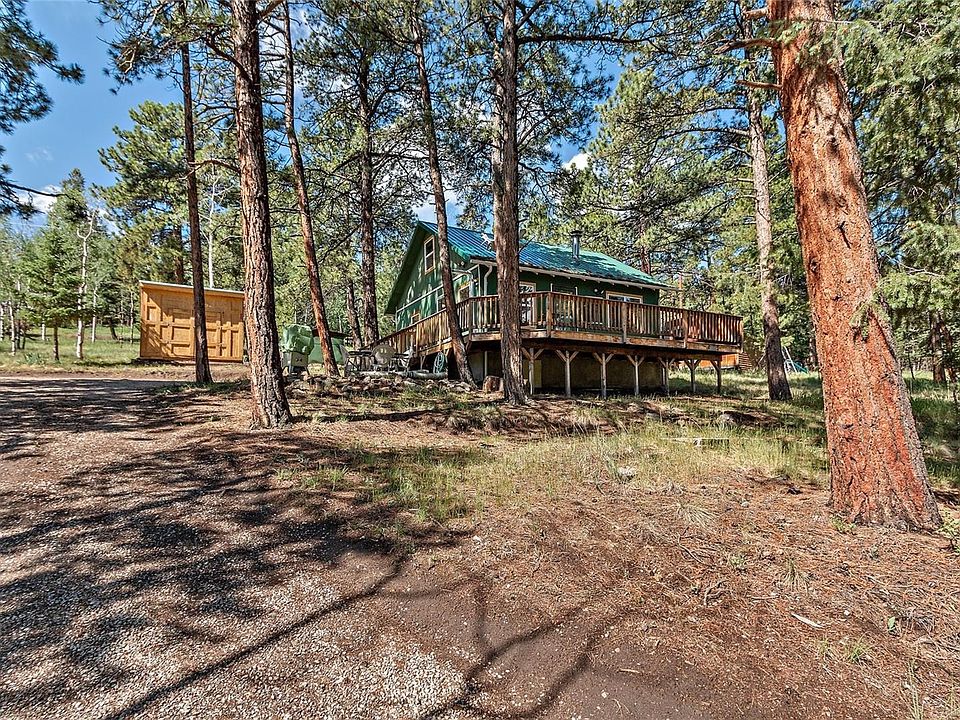1st image of 704 Yellow Pine Dr