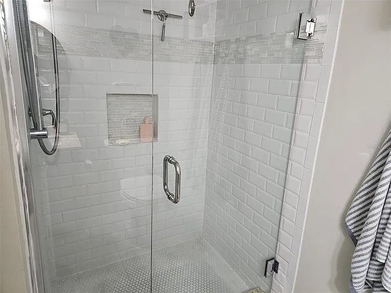 6147 43rd St W — Photo 25