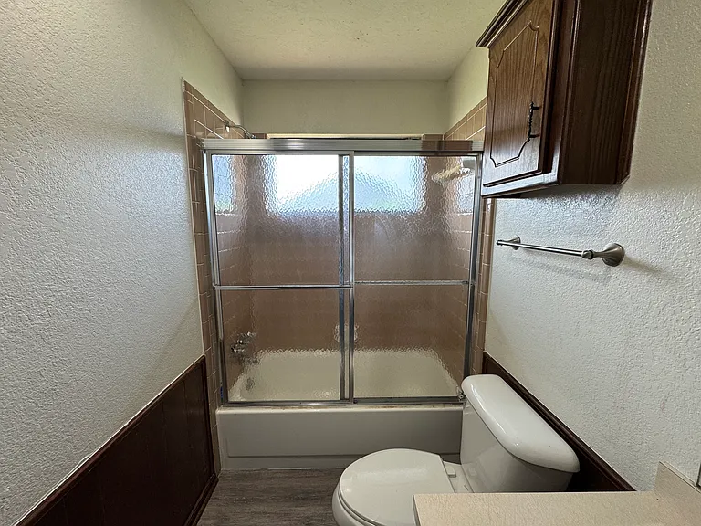 8413 Woodfield St — Photo 17